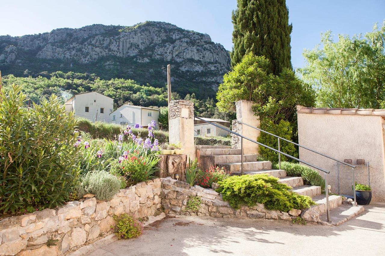 Auberge De La Vallee Saint-Jean-de-Buèges Zewnętrze zdjęcie