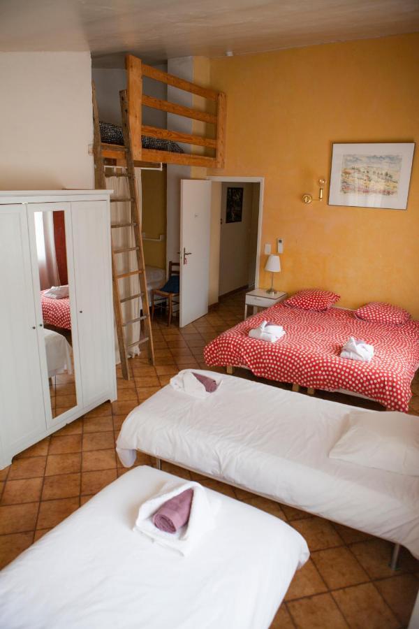 Auberge De La Vallee Saint-Jean-de-Buèges Zewnętrze zdjęcie